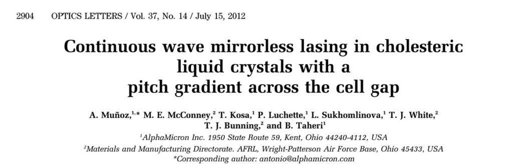 mirroless-lasing